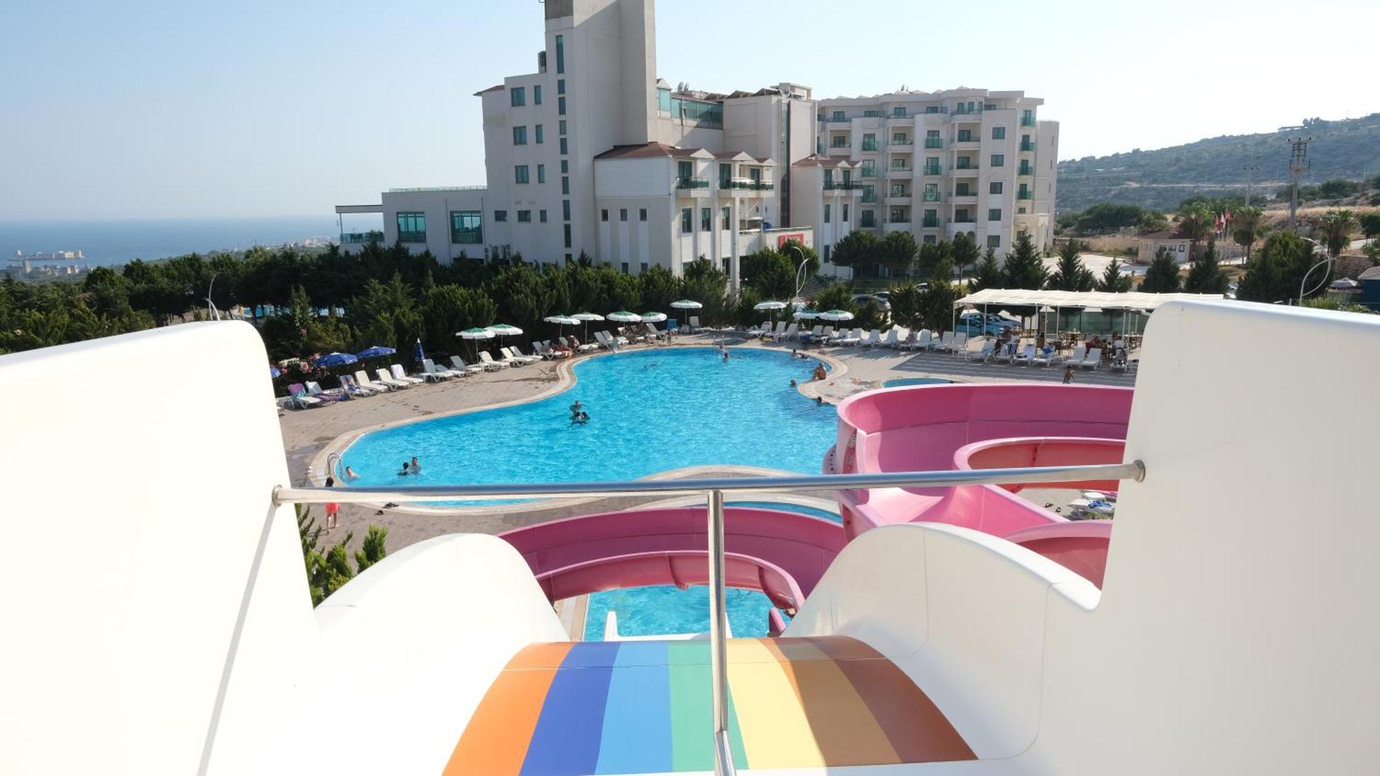 Ramada Resort By Wyndham Kizkalesi Exterior photo